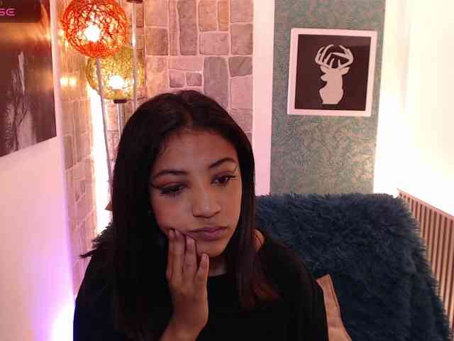 Scarleet-miaa webcam
