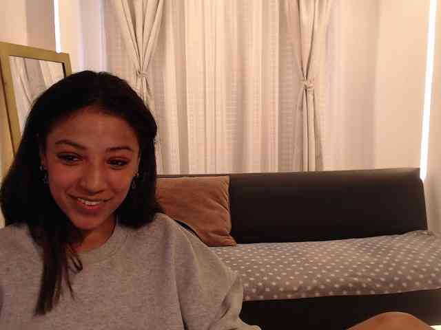 Scarleet-miaa webcam