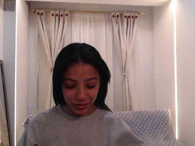 Scarleet-miaa webcam