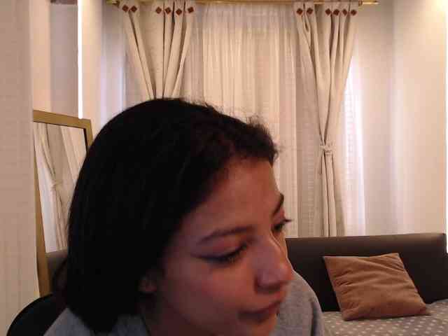 Scarleet-miaa webcam