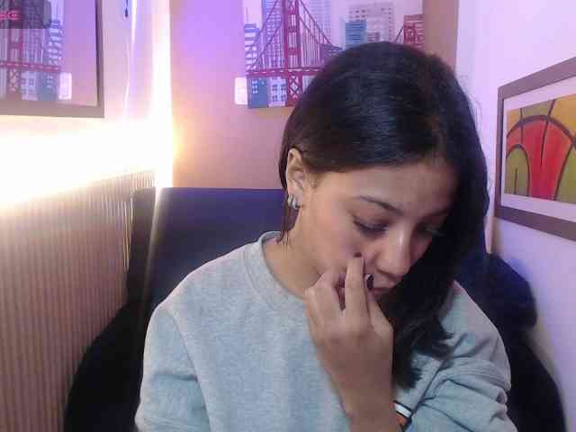 Scarleet-miaa webcam