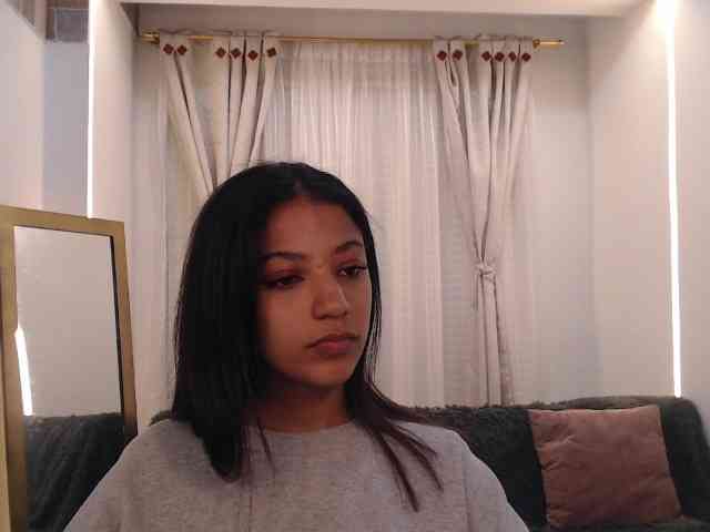 Scarleet-miaa webcam