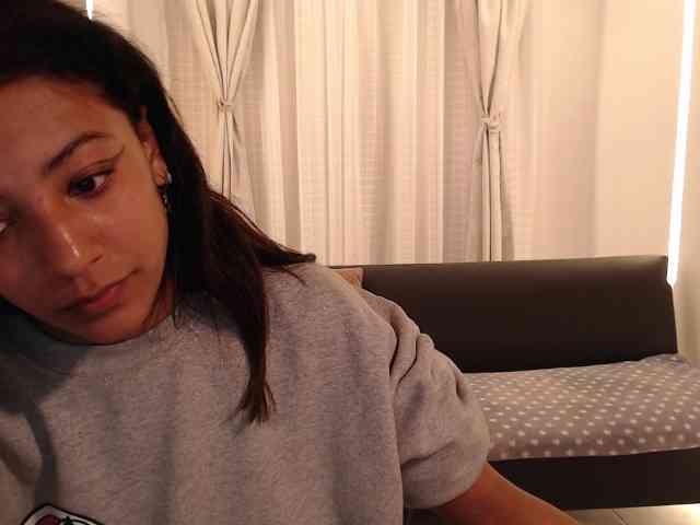 Scarleet-miaa webcam