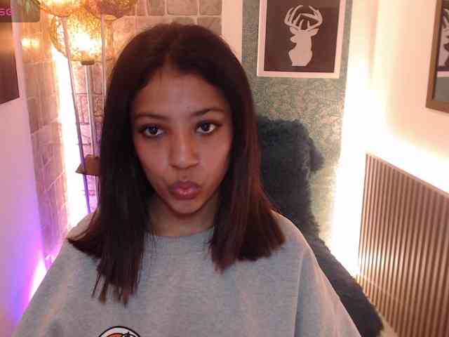 Scarleet-miaa webcam