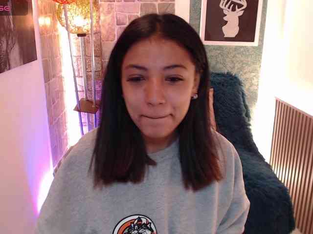 Scarleet-miaa webcam