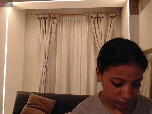 Scarleet-miaa webcam