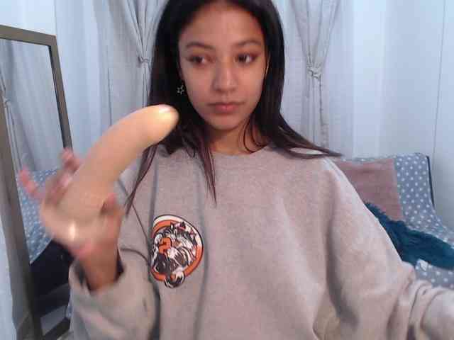 Scarleet-miaa webcam