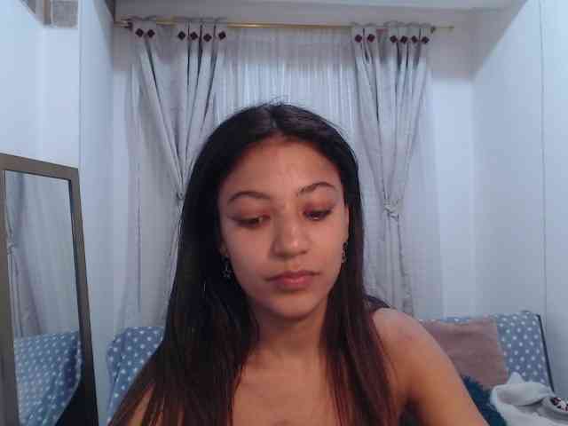 Scarleet-miaa webcam