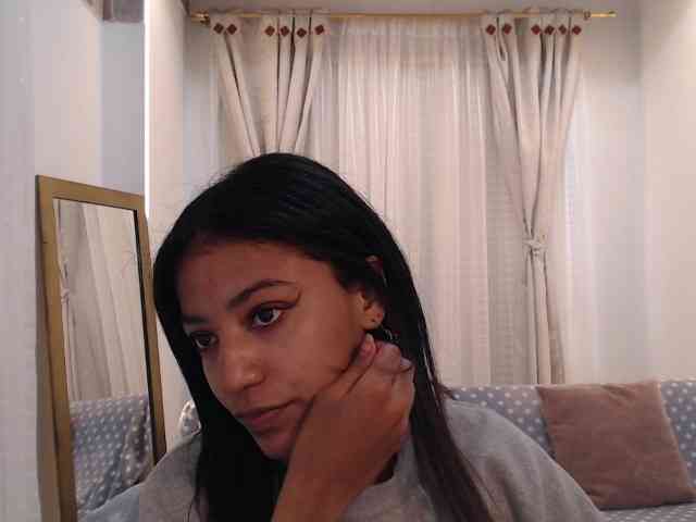 Scarleet-miaa webcam