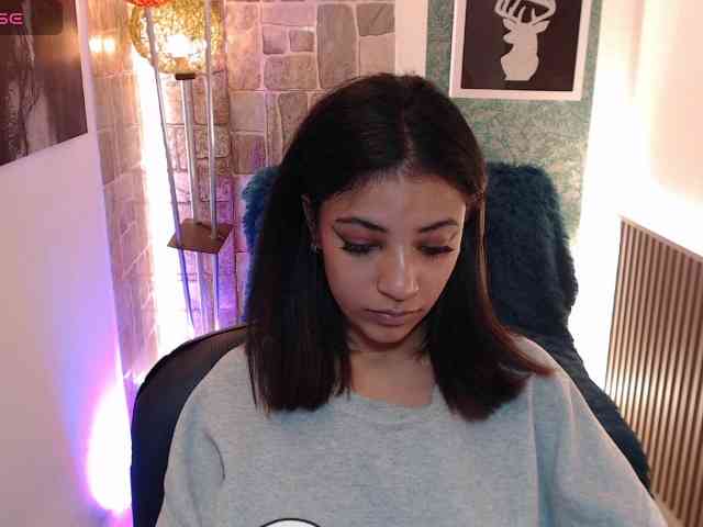 Scarleet-miaa webcam