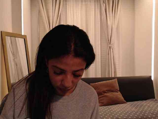 Scarleet-miaa webcam