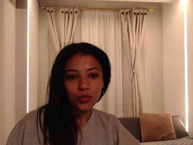 Scarleet-miaa webcam