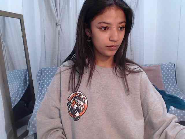 Scarleet-miaa webcam