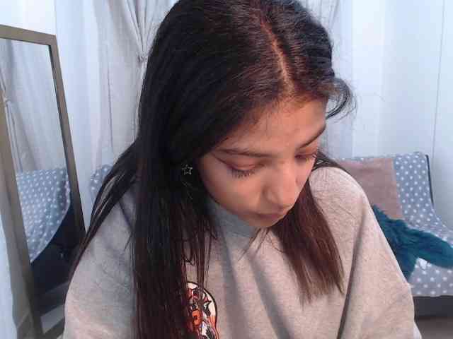 Scarleet-miaa webcam