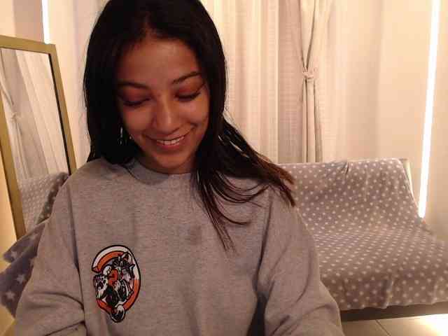 Scarleet-miaa webcam