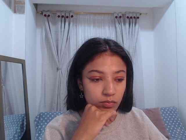 Scarleet-miaa webcam