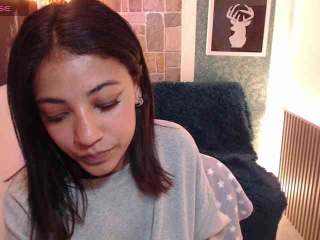 Scarleet-miaa webcam