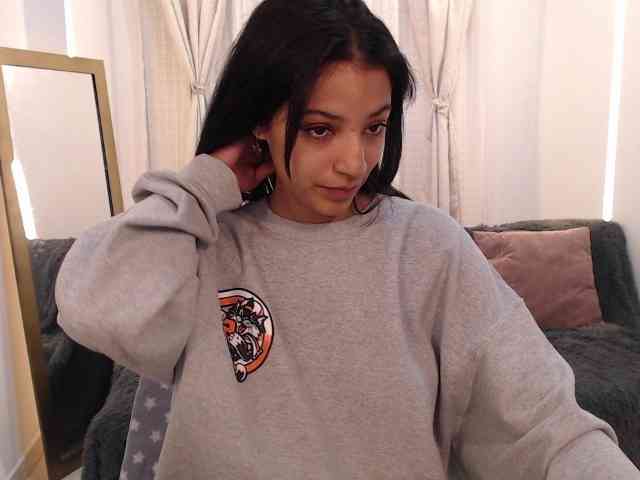 Scarleet-miaa webcam