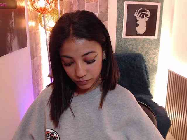 Scarleet-miaa webcam