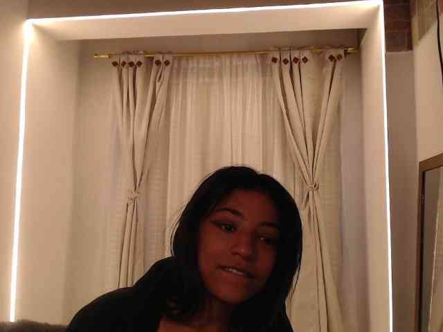 Scarleet-miaa webcam