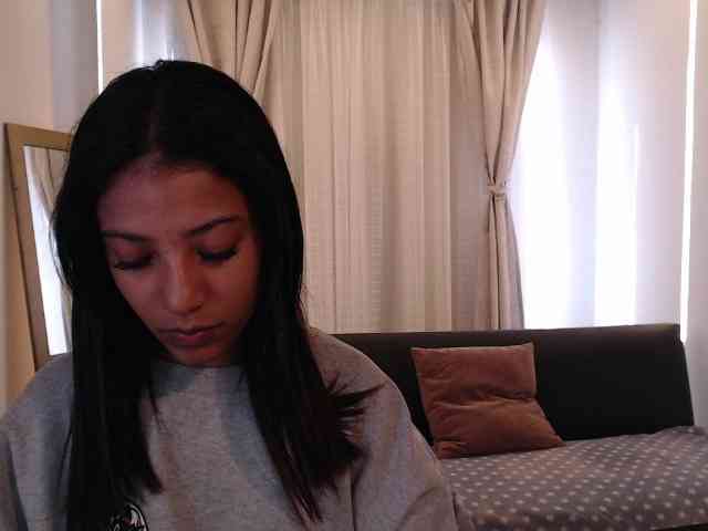 Scarleet-miaa webcam