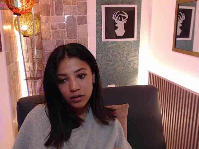 Scarleet-miaa webcam