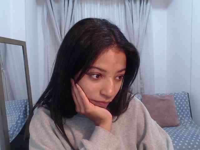 Scarleet-miaa webcam