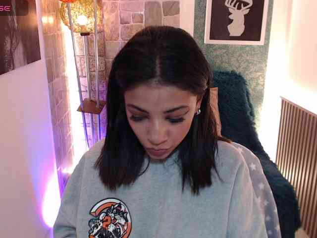 Scarleet-miaa webcam