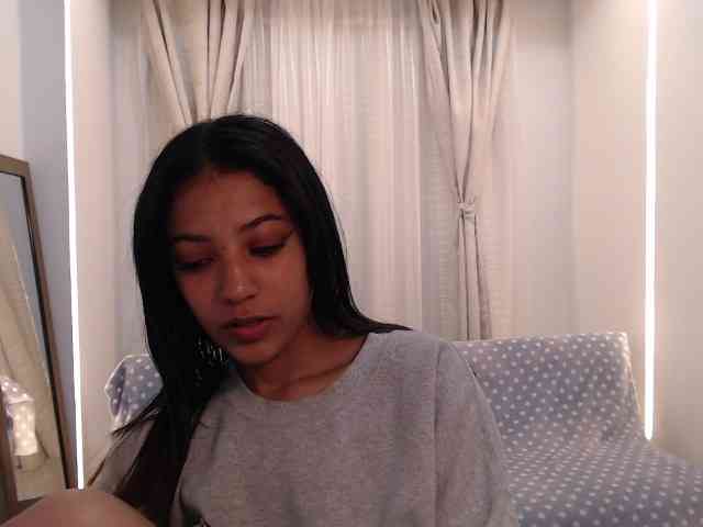 Scarleet-miaa webcam