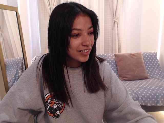 Scarleet-miaa webcam