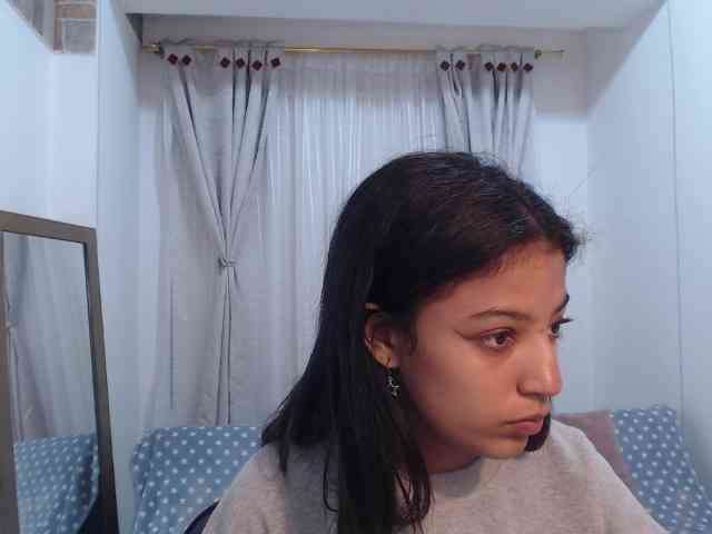 Scarleet-miaa webcam