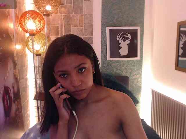 Scarleet-miaa webcam