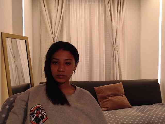 Scarleet-miaa webcam