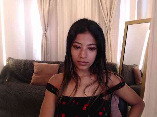 Scarleet-miaa webcam