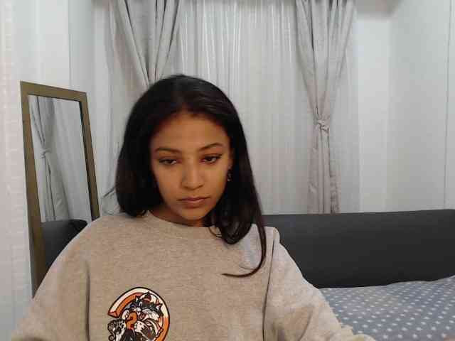 Scarleet-miaa webcam