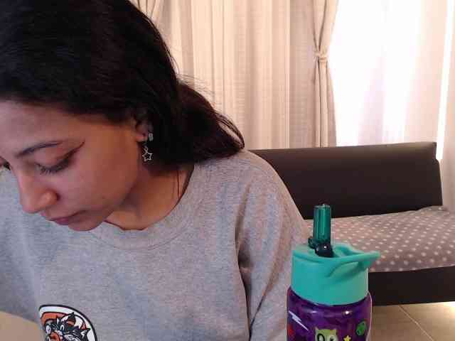 Scarleet-miaa webcam