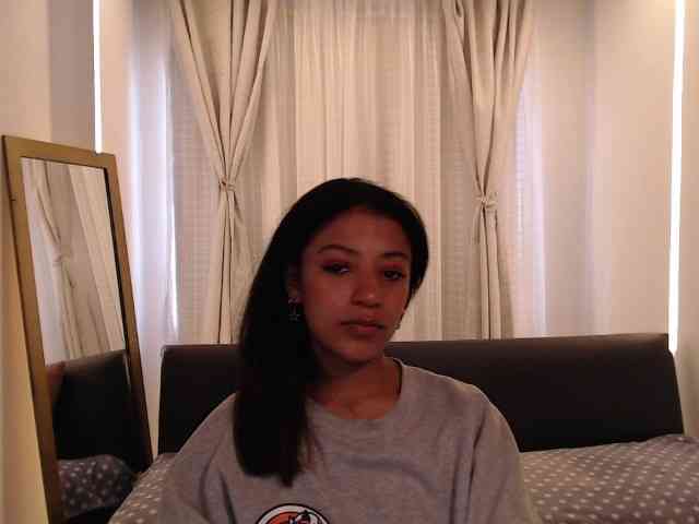 Scarleet-miaa webcam