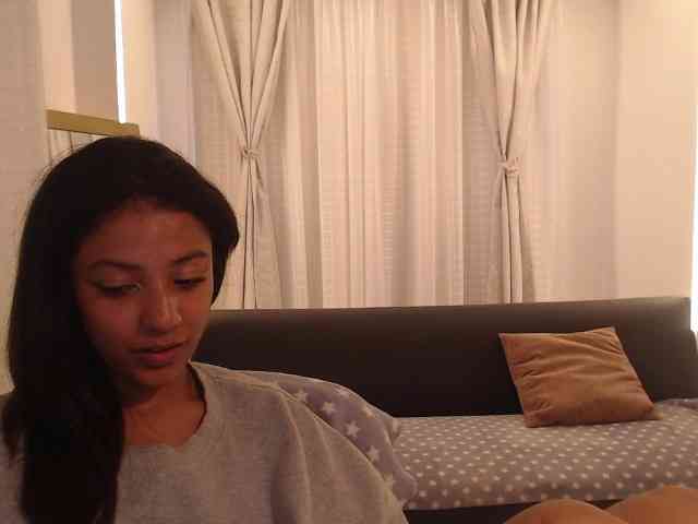 Scarleet-miaa webcam