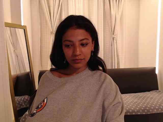 Scarleet-miaa webcam