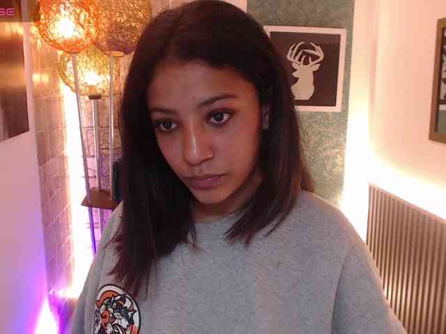Scarleet-miaa webcam