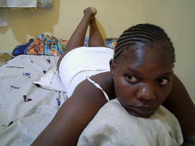 Sweet-Tiffany live cam on UnifiedCams