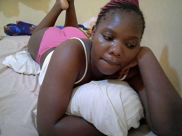 Sweet-Tiffany live cam on BongaCams