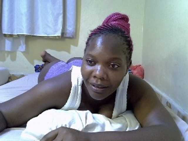Sweet-Tiffany live cam on BongaCams