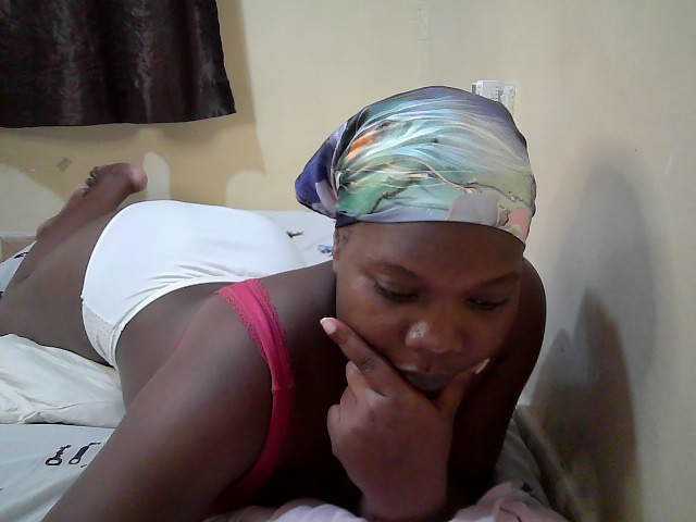 Sweet-Tiffany live cam on BongaCams