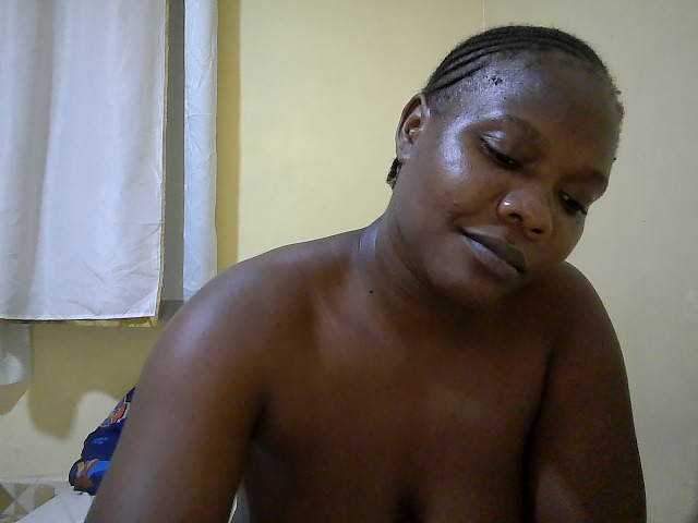 Sweet-Tiffany live cam on BongaCams