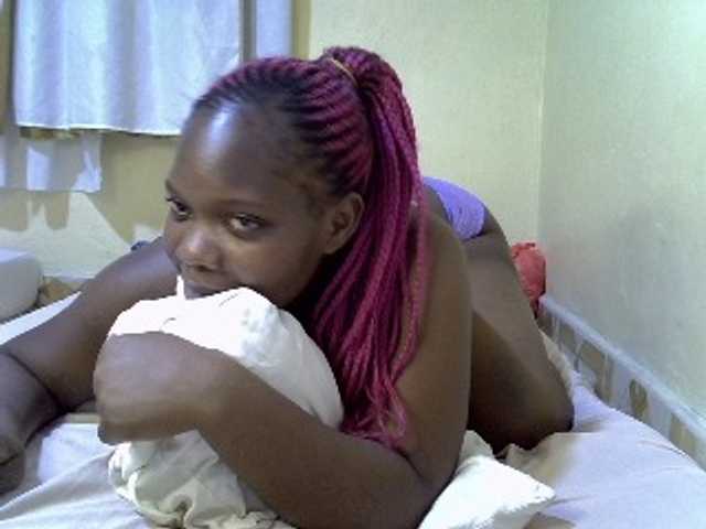 Sweet-Tiffany live cam on BongaCams