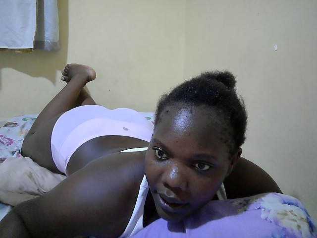 Sweet-Tiffany live cam on BongaCams