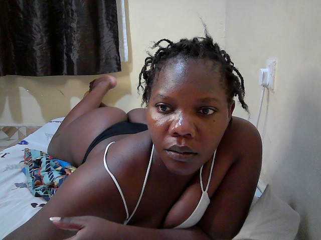 Sweet-Tiffany live cam on BongaCams