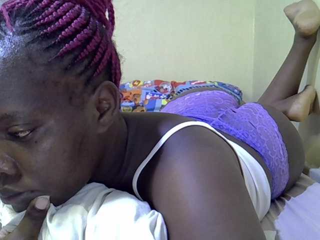 Sweet-Tiffany webcam