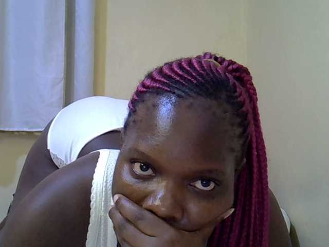 Sweet-Tiffany live cam on BongaCams